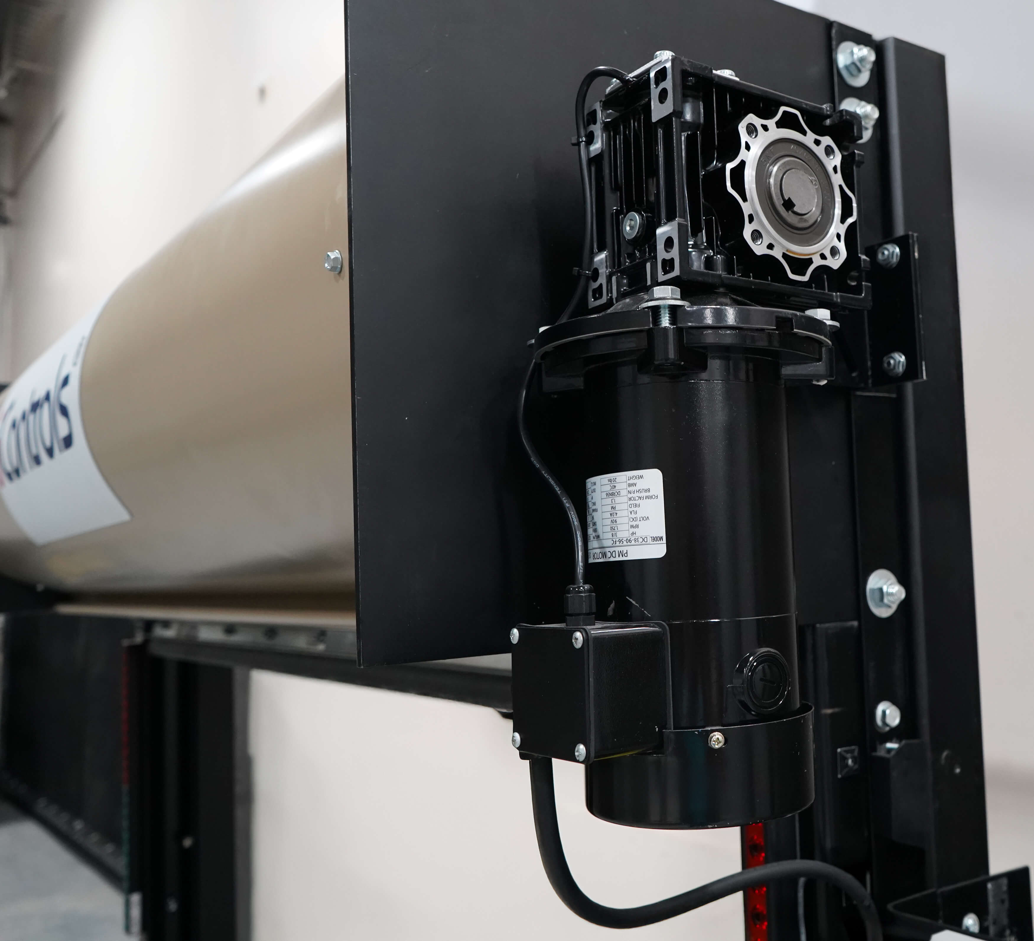 images/gallery-pulse-200-series/05-pulse-200-series-operator-rolling-steel-door.jpg images/gallery-pulse-200-series/05-pulse-200-series-operator-rolling-steel-door.jpg