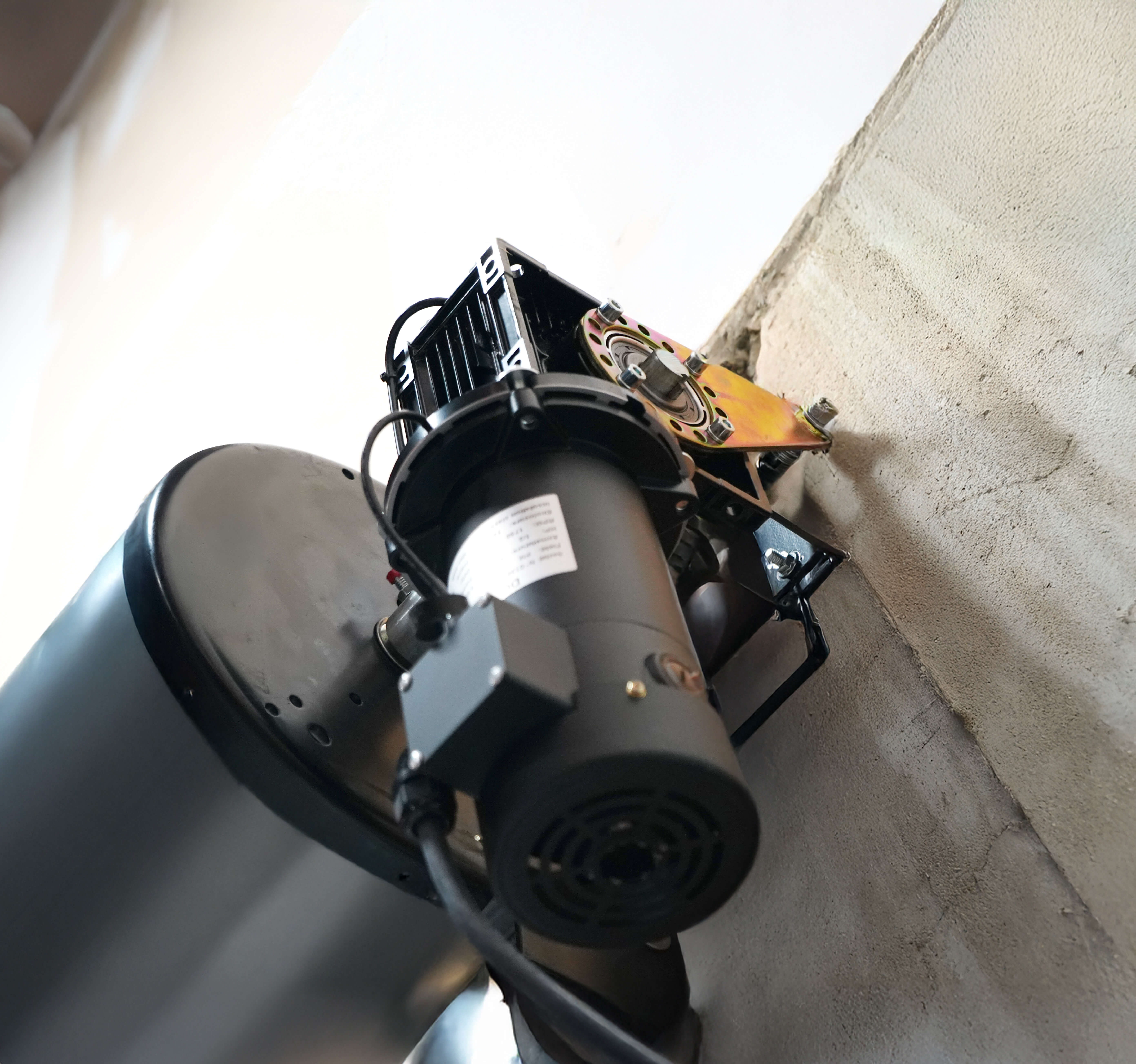 images/gallery-pulse-300-series/05-pulse-300-series-operator-rolling-steel-door.jpg images/gallery-pulse-300-series/05-pulse-300-series-operator-rolling-steel-door.jpg